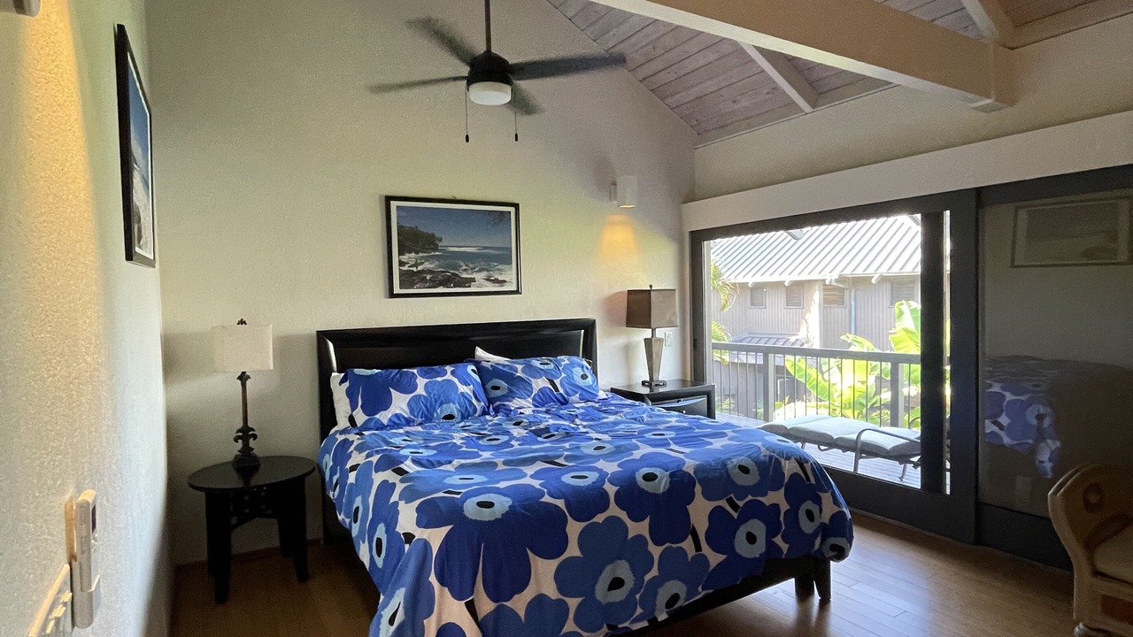 Photo of Bathroom in Kahaluu Bay