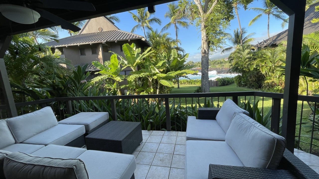 Photo of Outdoor in Kahaluu Bay