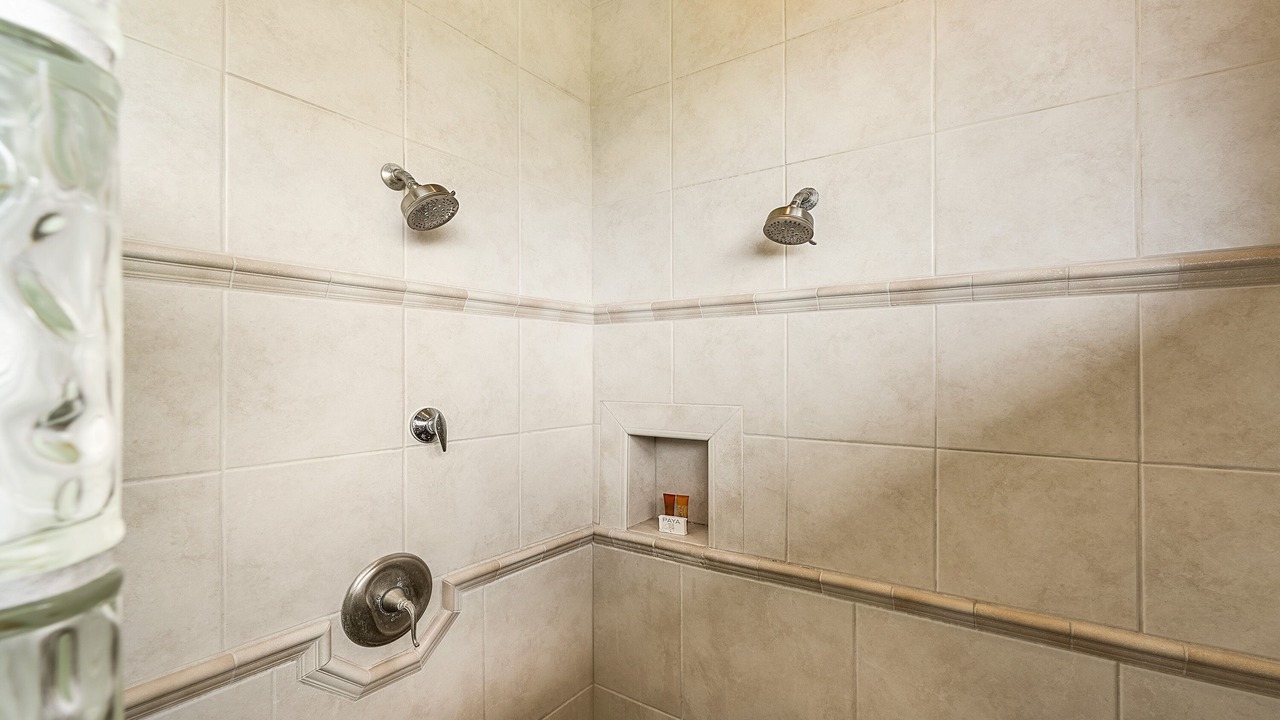 Photo of Bathroom in Kahaluu-Keauhou
