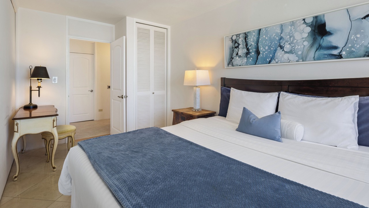 Photo of Bedroom in Waikiki