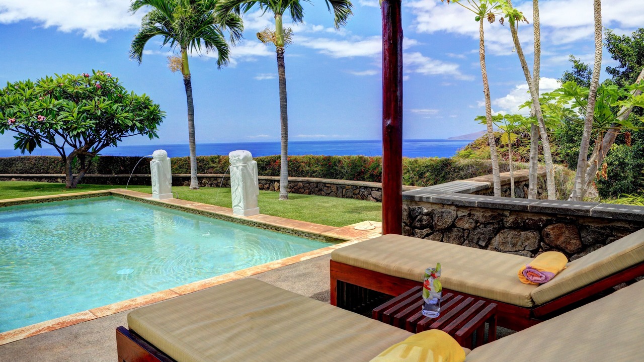 Photo of Outdoor in Historic Lahaina Front Street