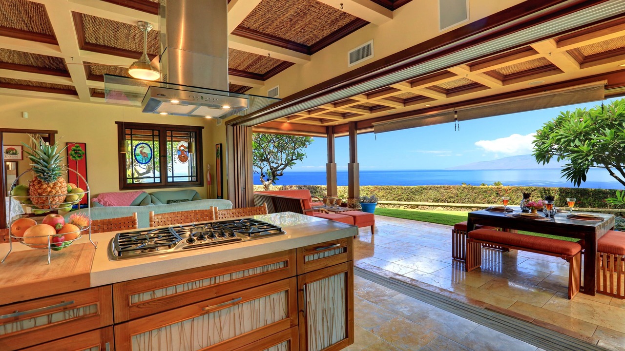 Photo of Outdoor in Historic Lahaina Front Street