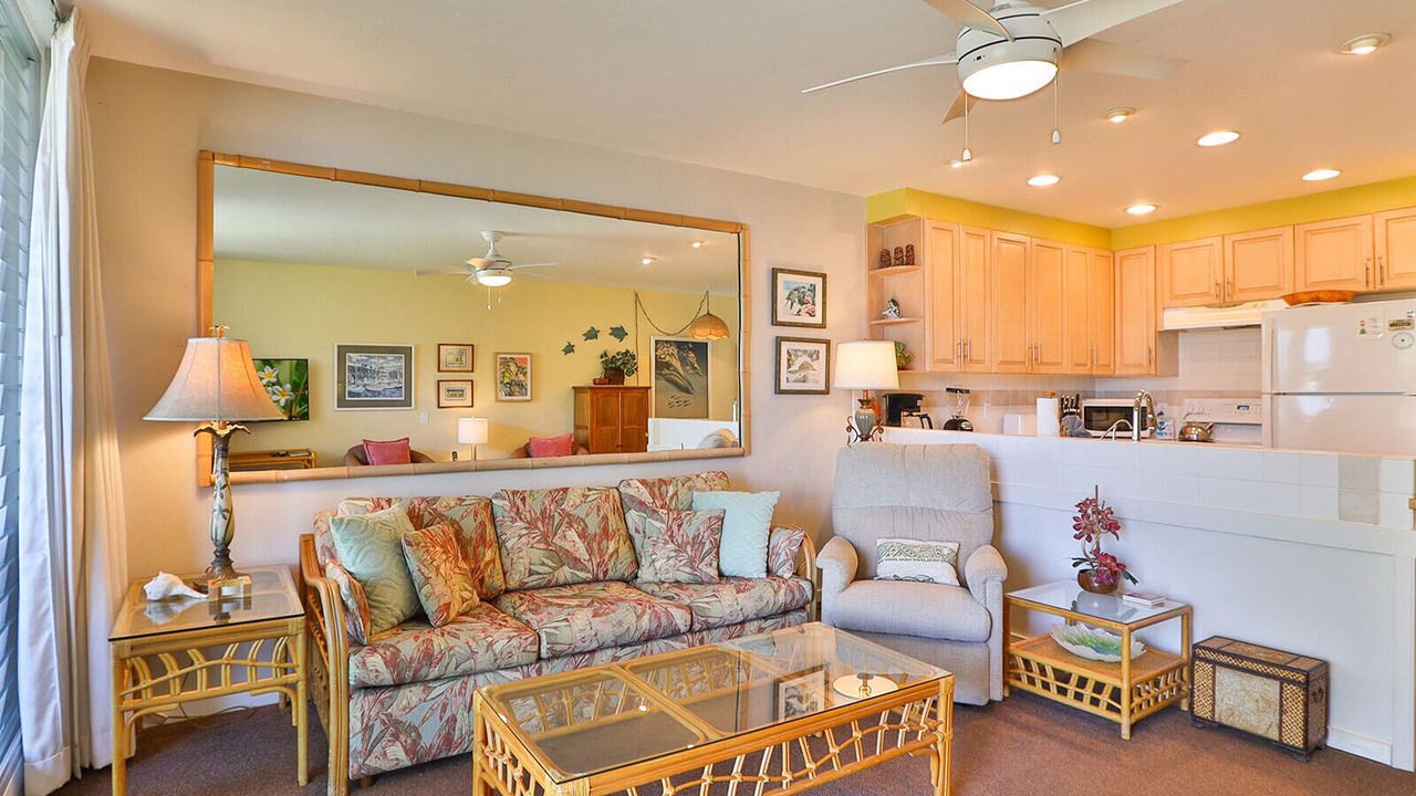 Photo of Livingroom in Napili