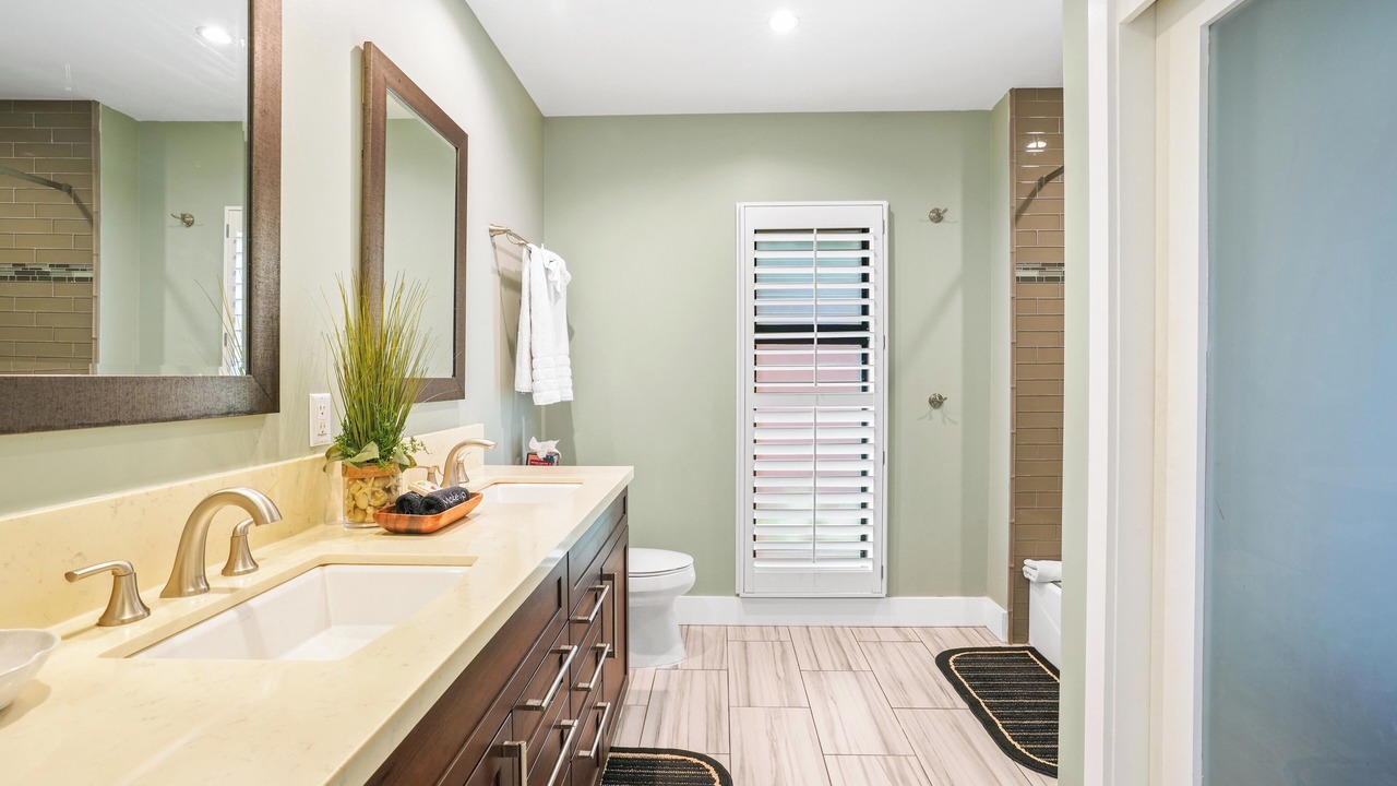 Photo of Bathroom in Wailua