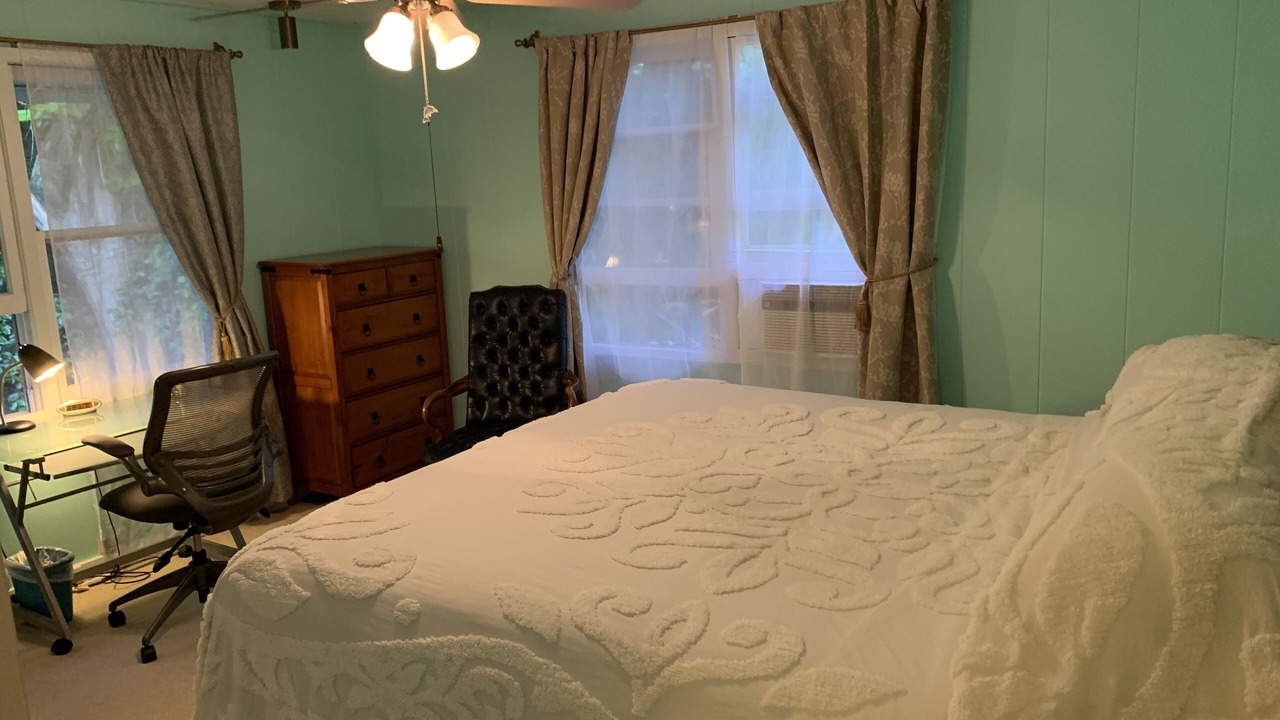 Photo of Bedroom in Waimanalo Beach