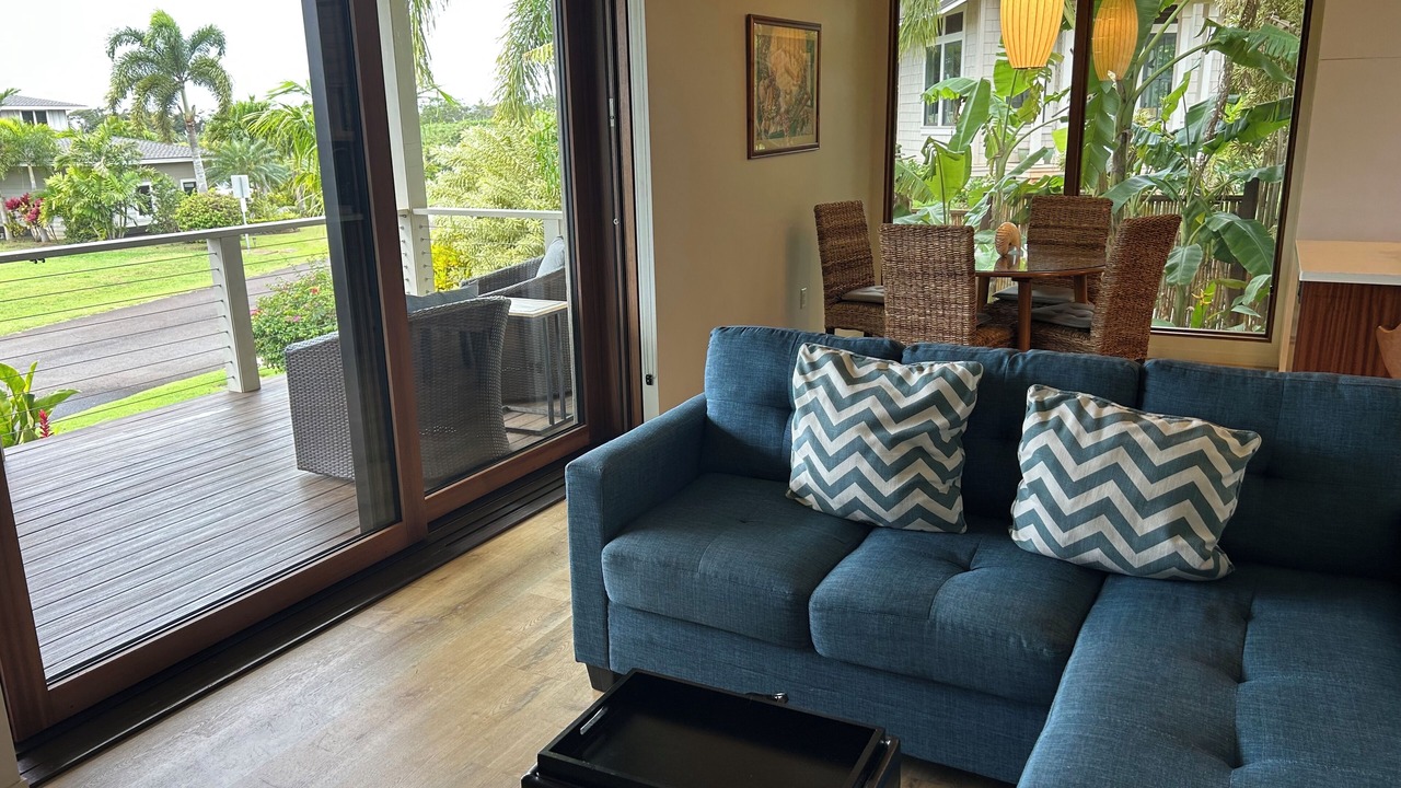 Photo of Livingroom in Poipu