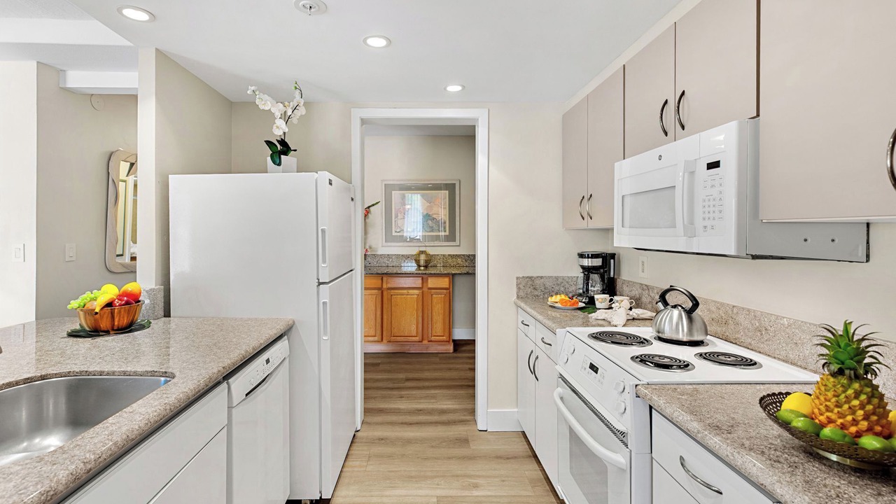 Photo of Kitchen in Kaanapali