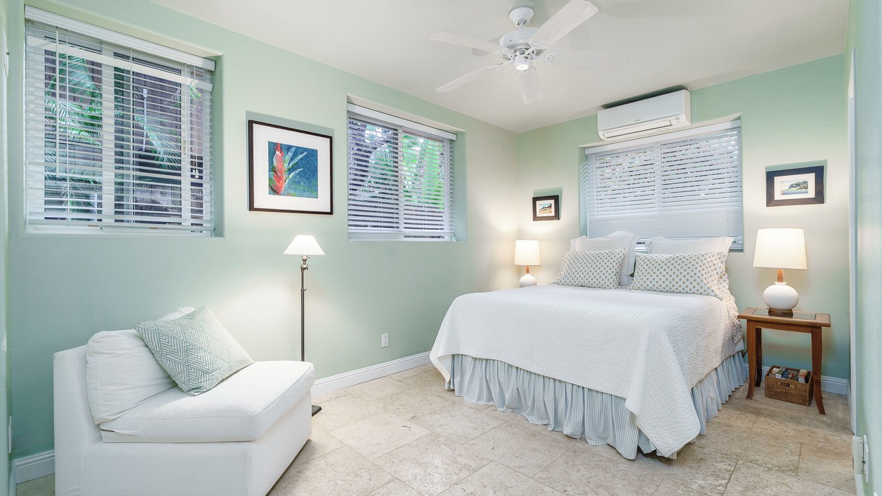 Photo of Bedroom in Lanikai