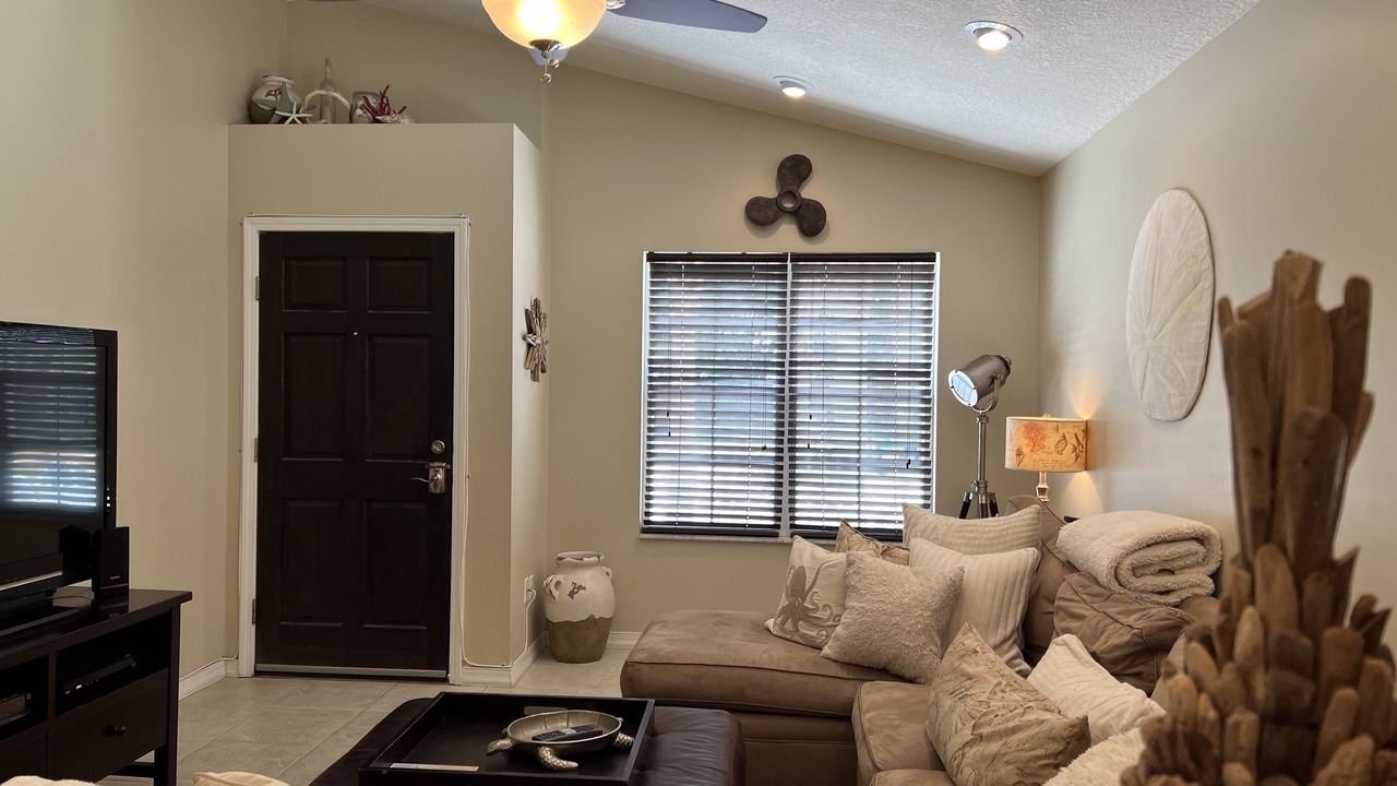 Photo of Bedroom in Coquina Gables