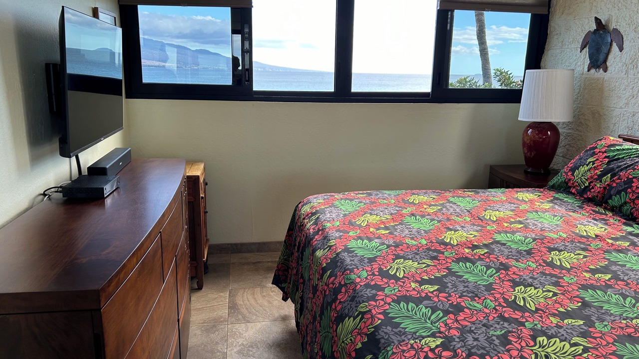 Photo of Bedroom in Maalaea