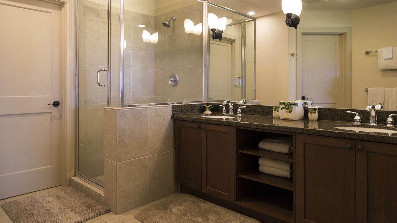 Photo of Bathroom in Waikoloa