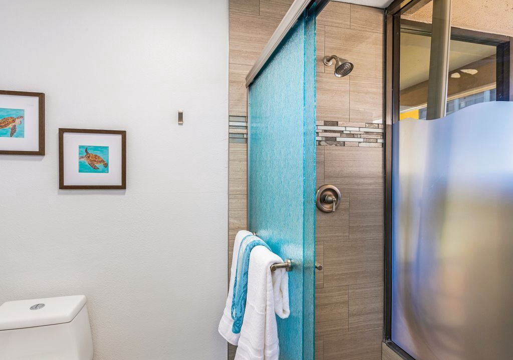 Photo of Bathroom in Kahana