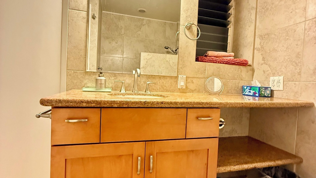 Photo of Bathroom in Kaanapali