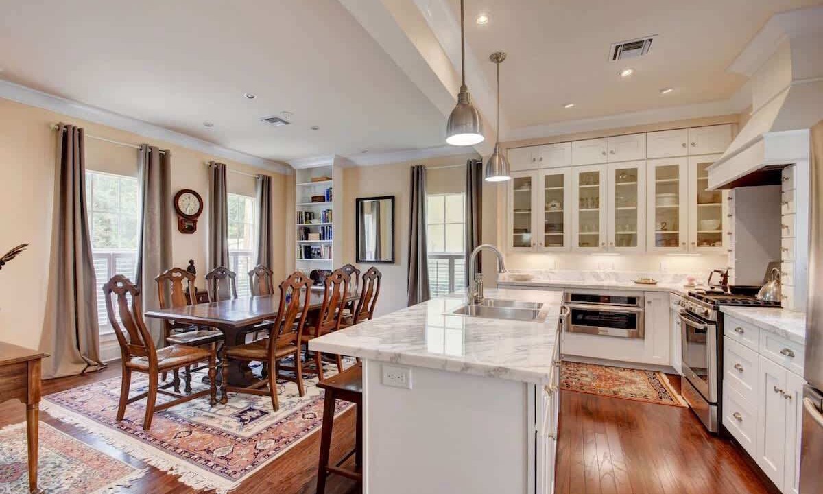 Photo of Livingroom in Grandview Heights