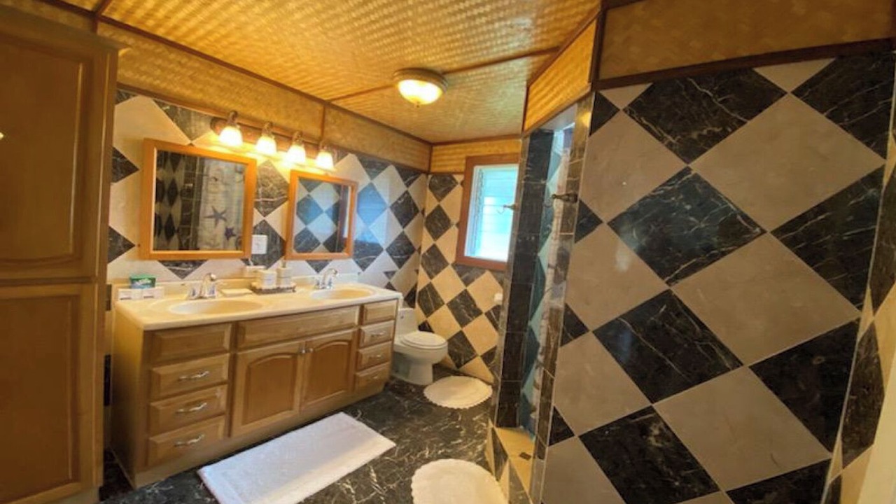 Photo of Bathroom in Hauula