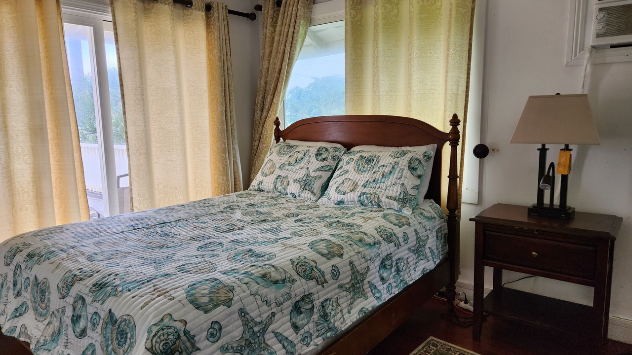 Photo of Bedroom in Hauula