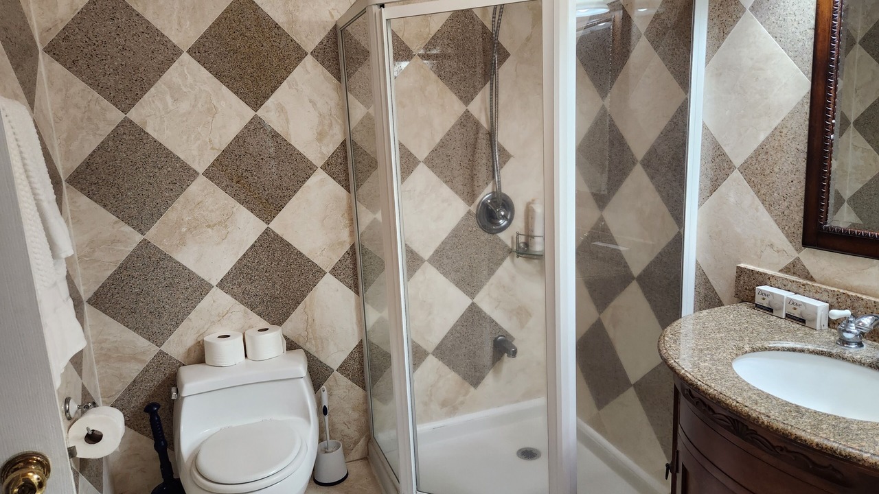 Photo of Bathroom in Hauula
