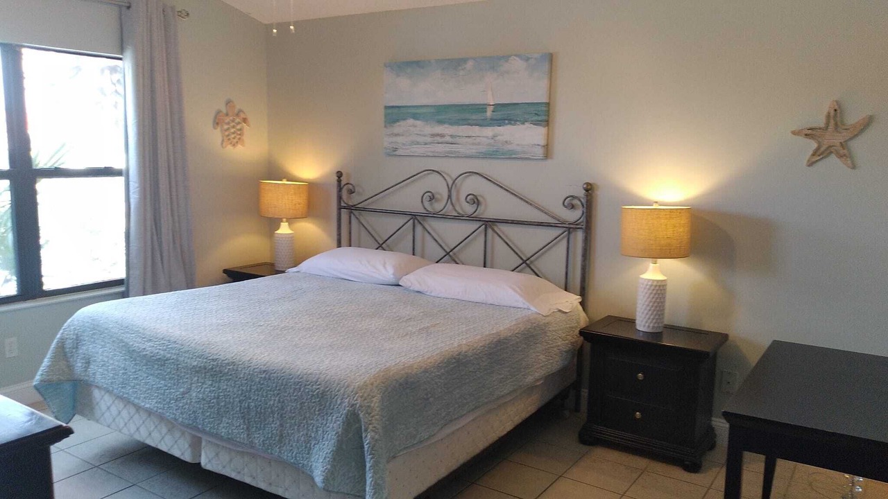 Photo of Bedroom in Butler Beach