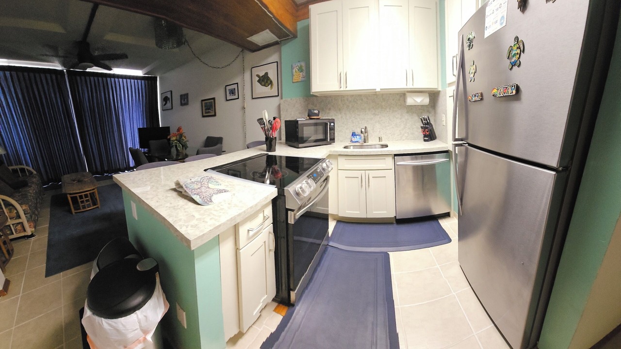 Photo of Bedroom in Makaha