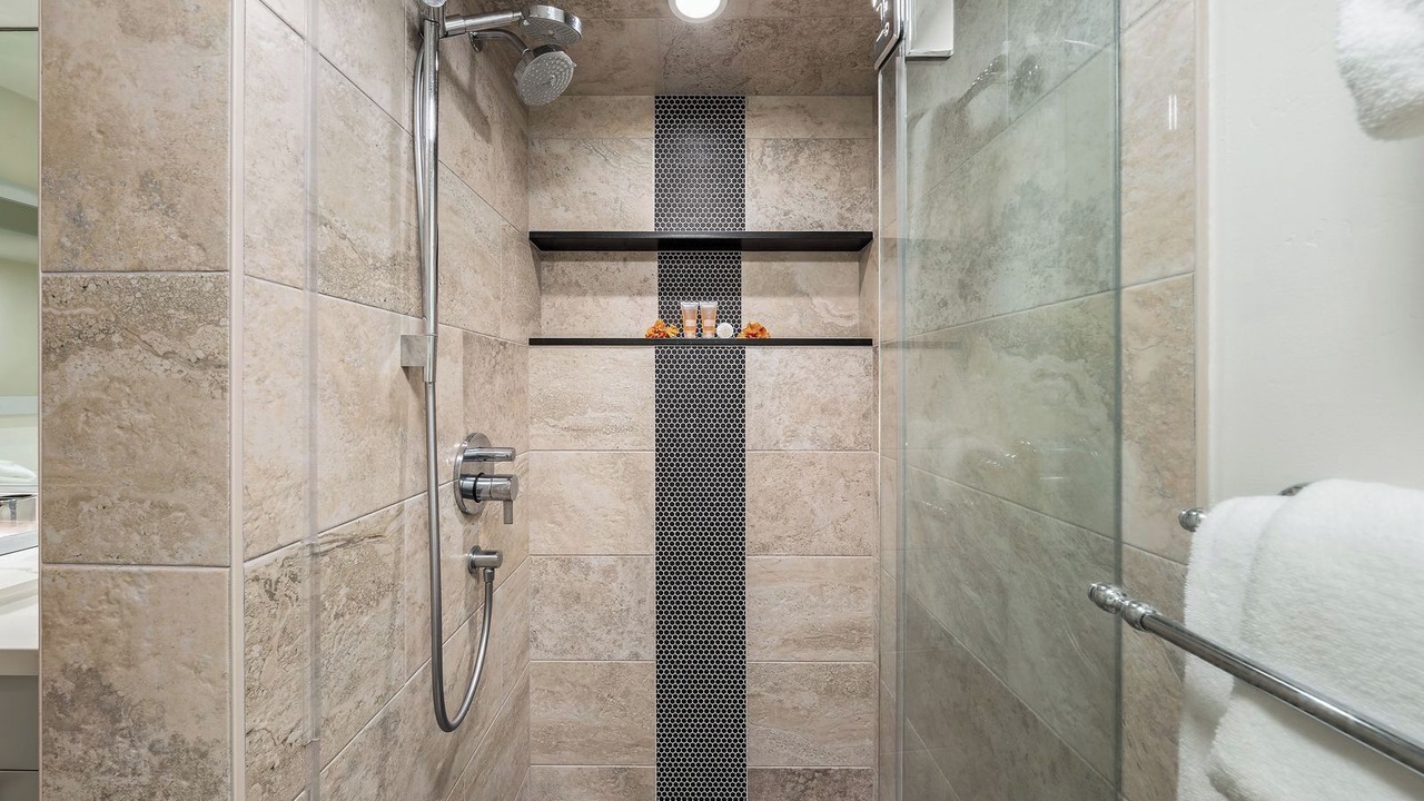 Photo of Bathroom in Honokowai