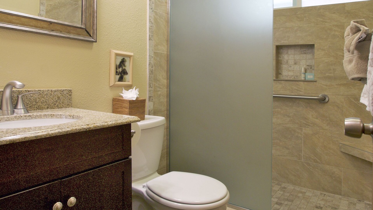 Photo of Bathroom in Wailea