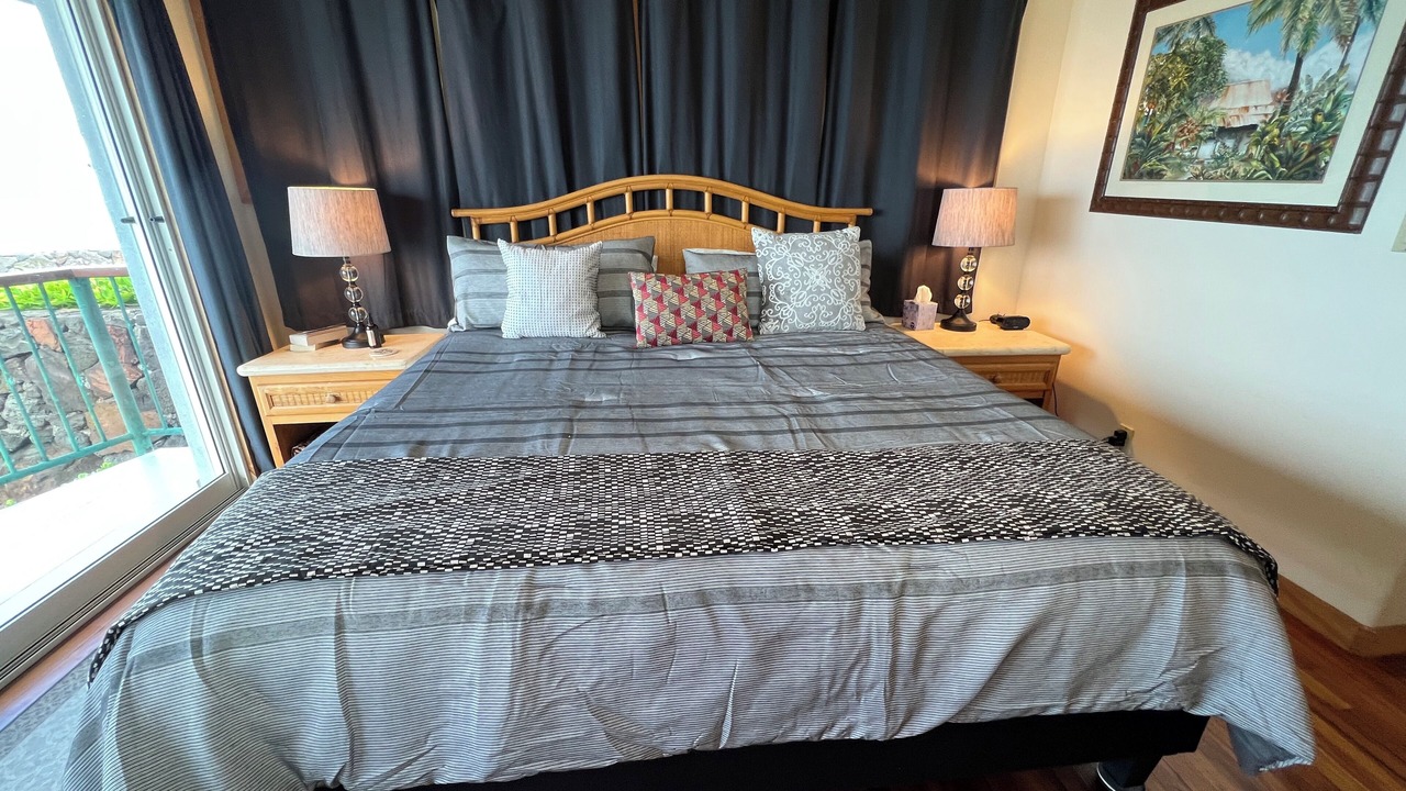 Photo of Bedroom in Kahaluu Bay