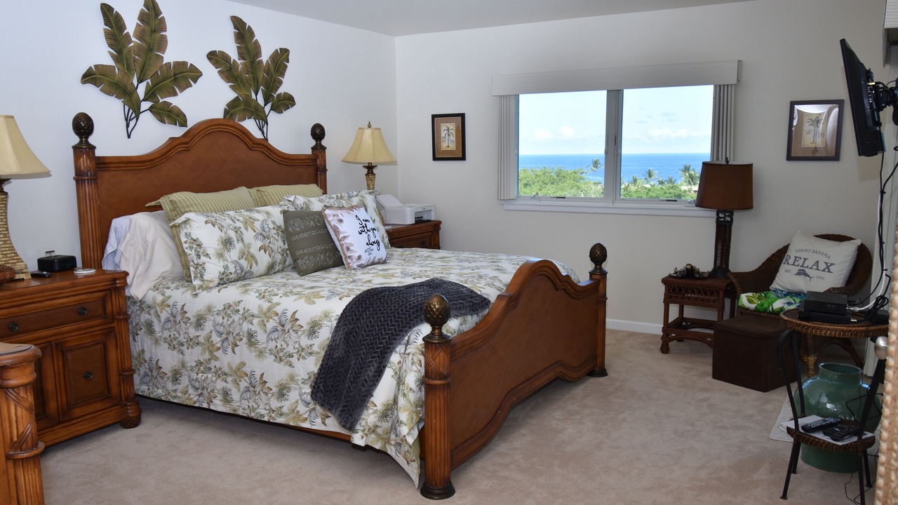 Photo of Bedroom in Kahaluu-Keauhou
