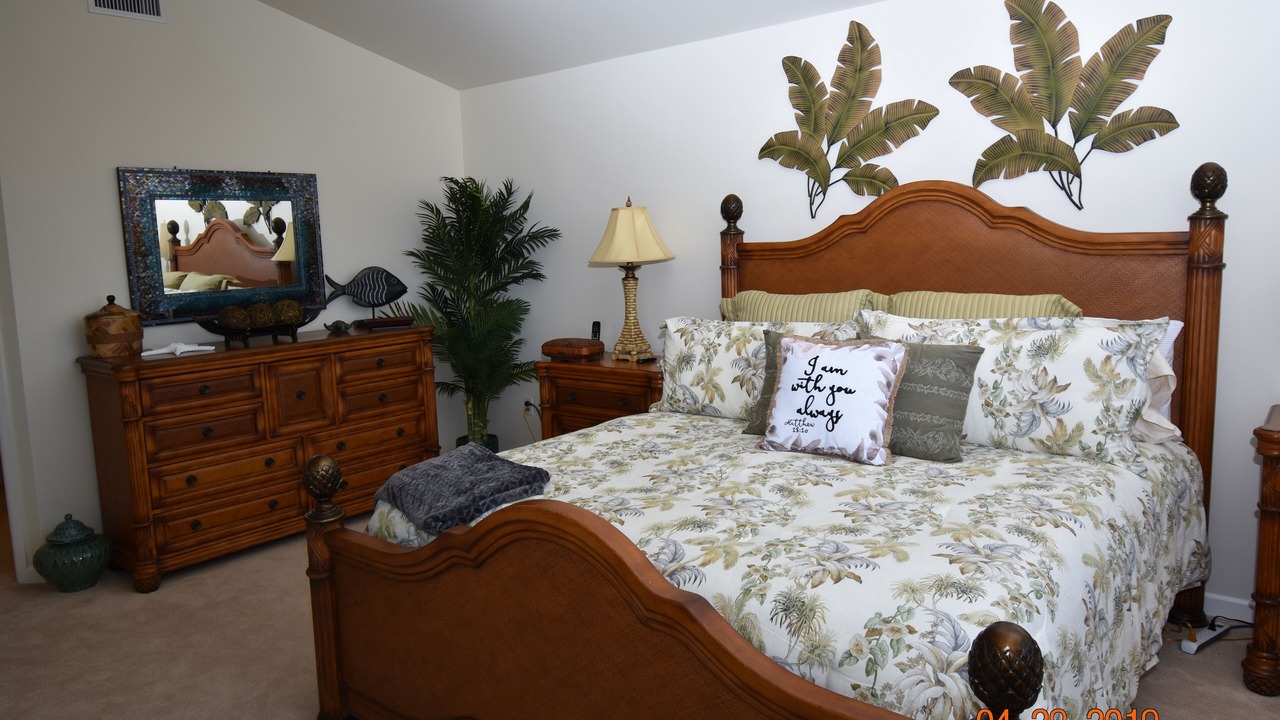 Photo of Bedroom in Kahaluu-Keauhou