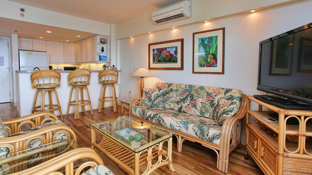 Photo of Livingroom in Waikiki