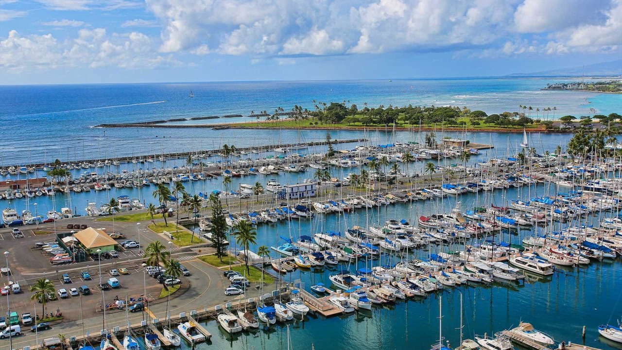 Photo of Others in Waikiki