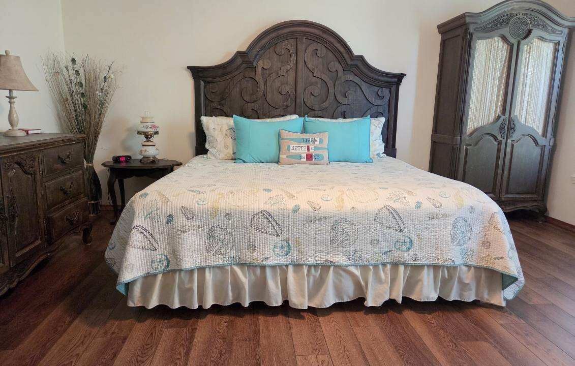 Photo of Bedroom in Lost Bridge Village