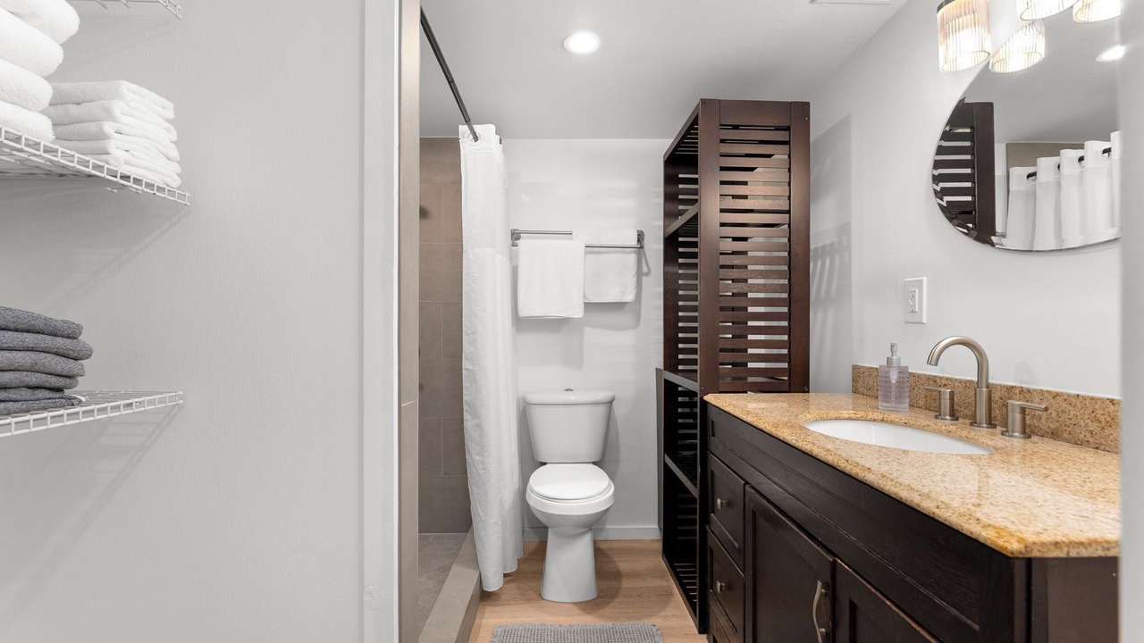 Photo of Bathroom in Kahuku