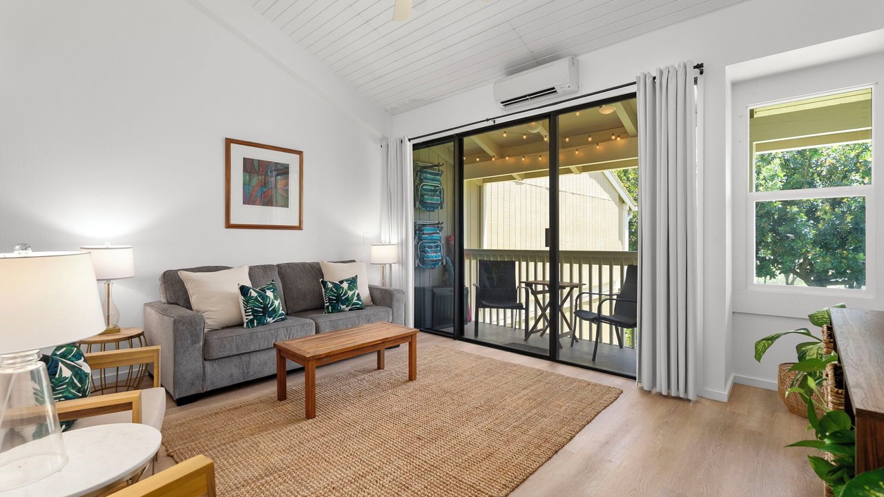 Photo of Livingroom in Kahuku