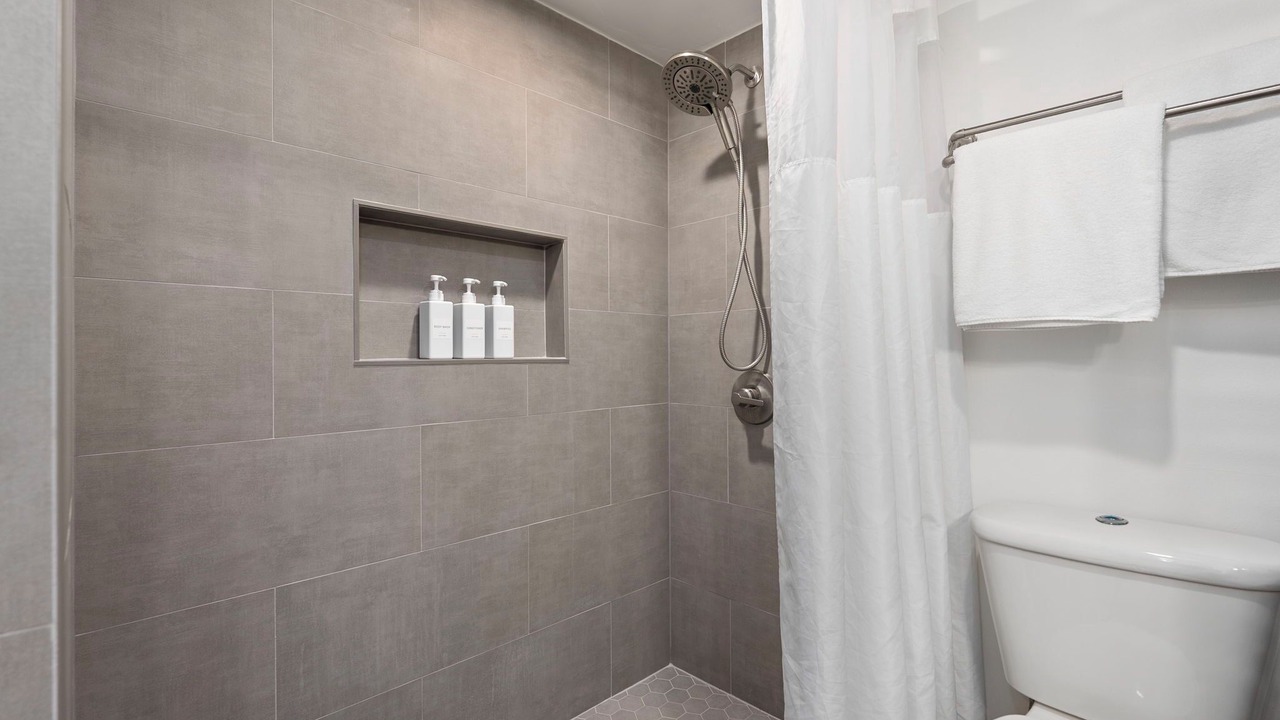 Photo of Bathroom in Kahuku