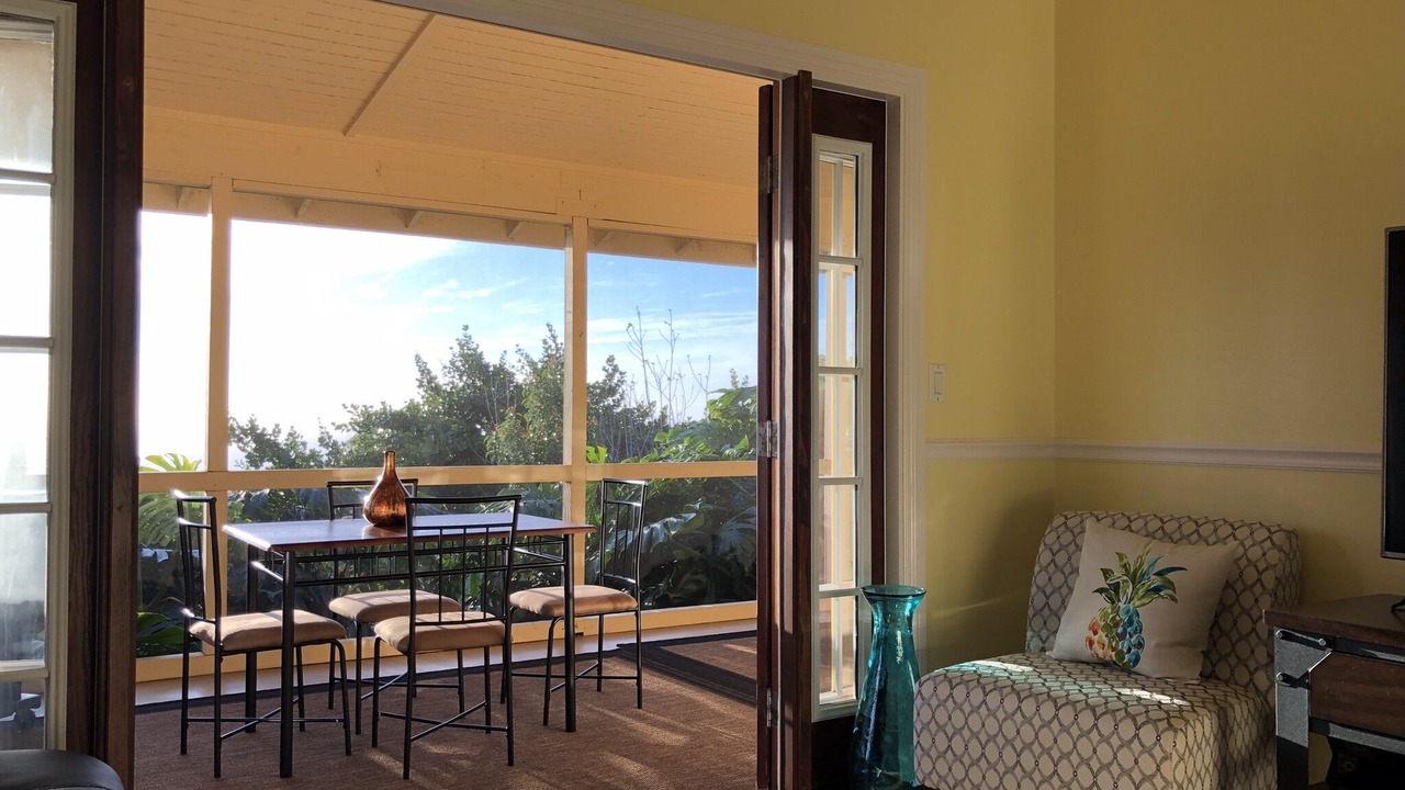 Photo of Livingroom in Kona Palisades