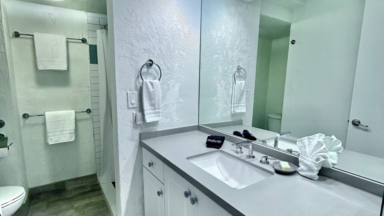 Photo of Bathroom in Honokowai