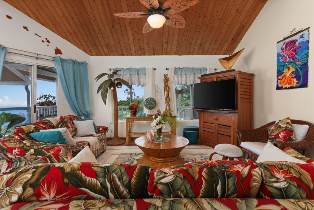 Photo of Livingroom in Kona Paradise