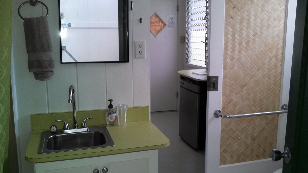 Photo of Bathroom in Waimanalo Beach