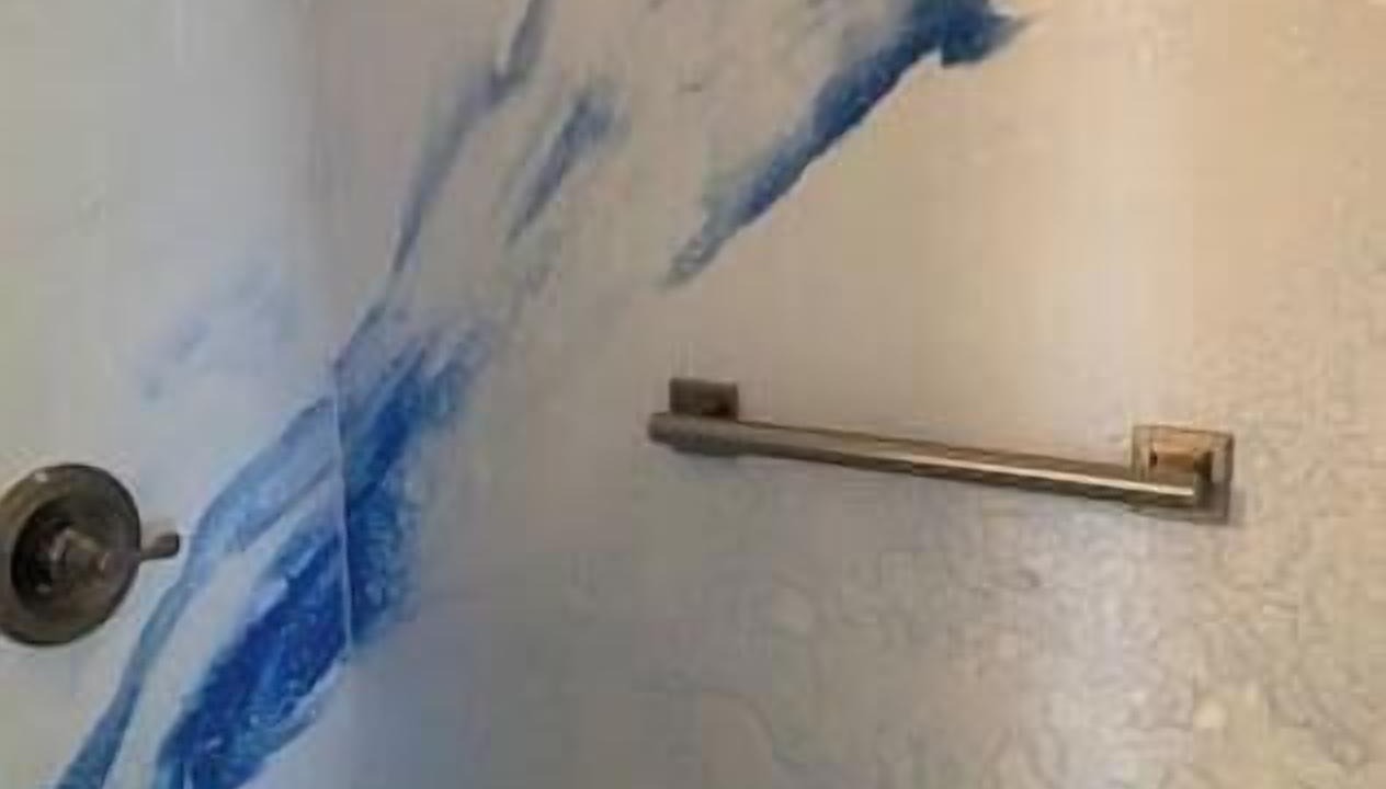 Photo of Bathroom in Haiku