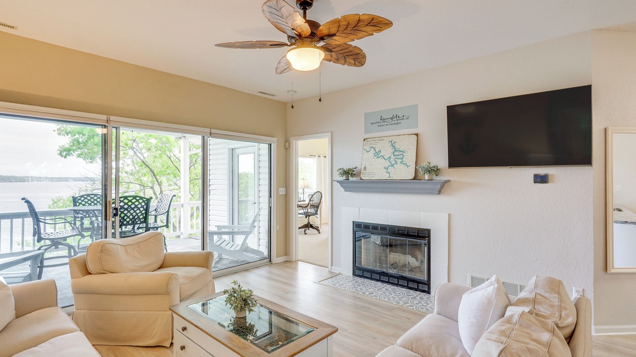 Photo of Livingroom in Lake Ozark