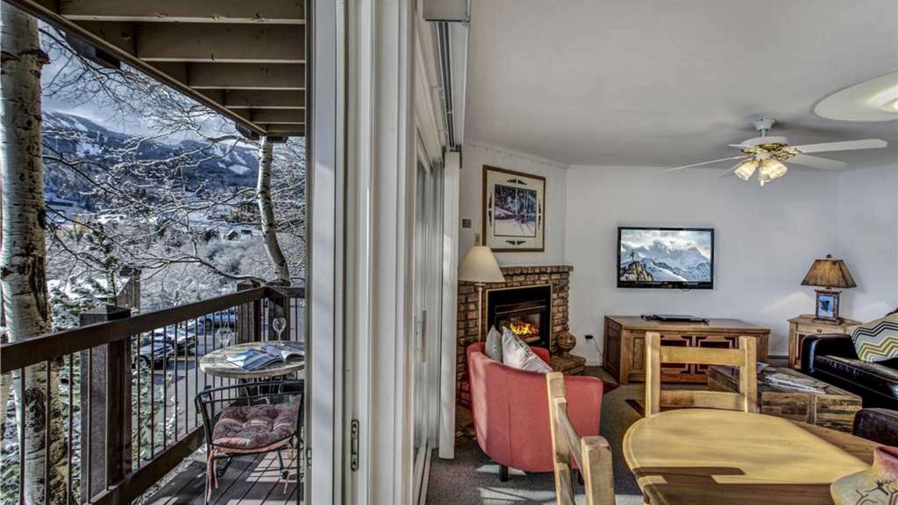 Photo of Livingroom in Snowmass Village