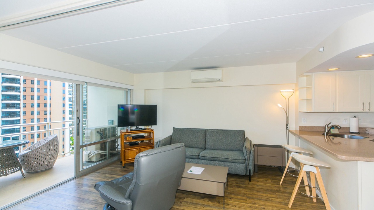 Photo of Livingroom in Waikiki