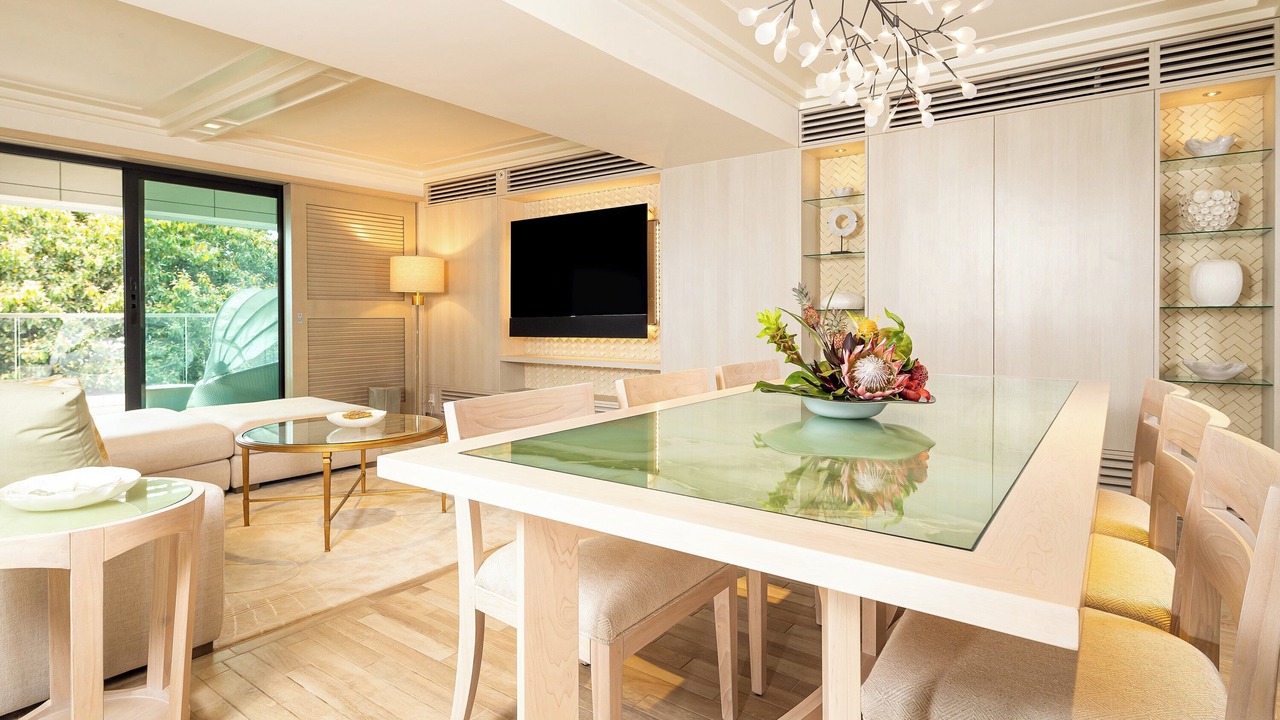 Photo of Livingroom in Waikiki