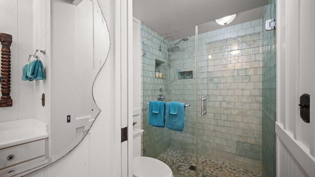 Photo of Bathroom in Wailua