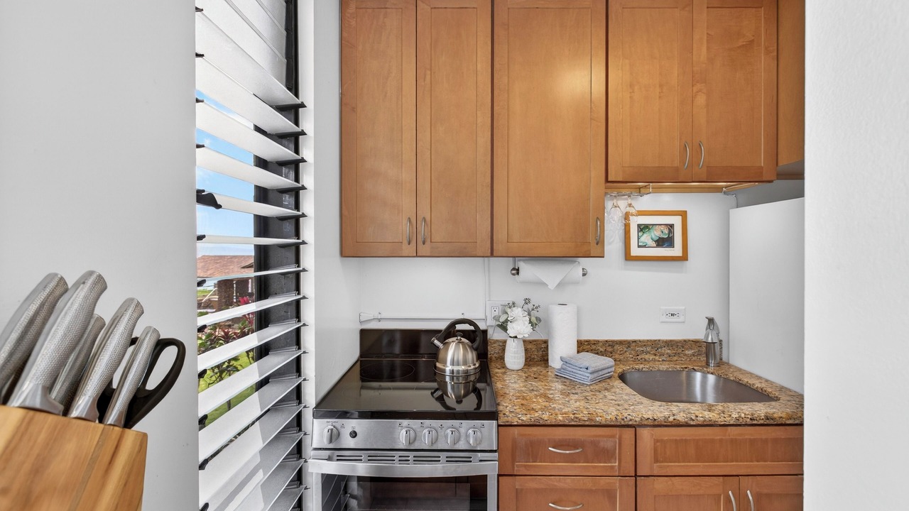 Photo of Kitchen in Kahana
