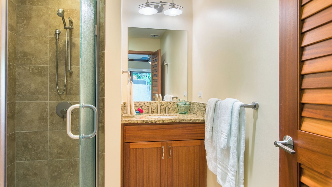Photo of Bathroom in Kahala