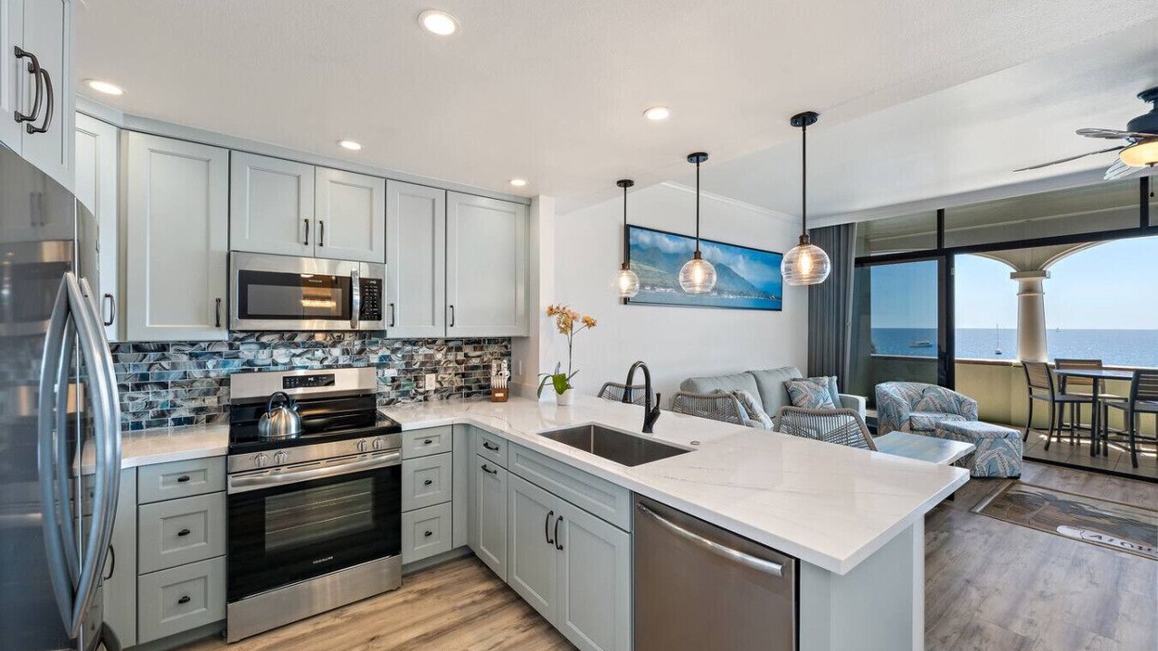 Photo of Kitchen in Historic Lahaina Front Street
