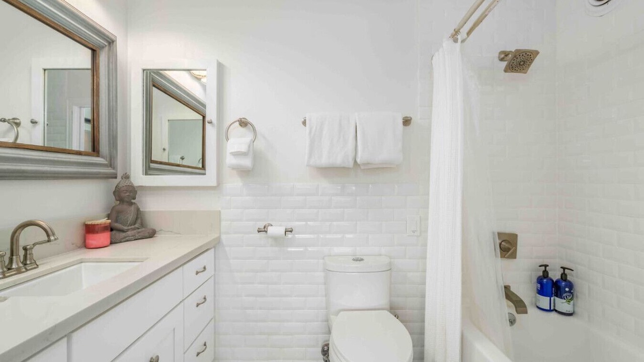 Photo of Bathroom in Honomu