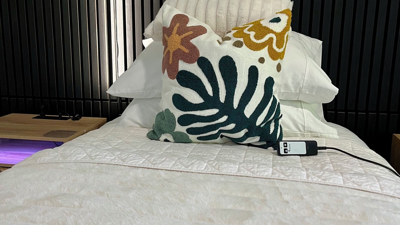 Photo of Bedroom in Kona Palisades