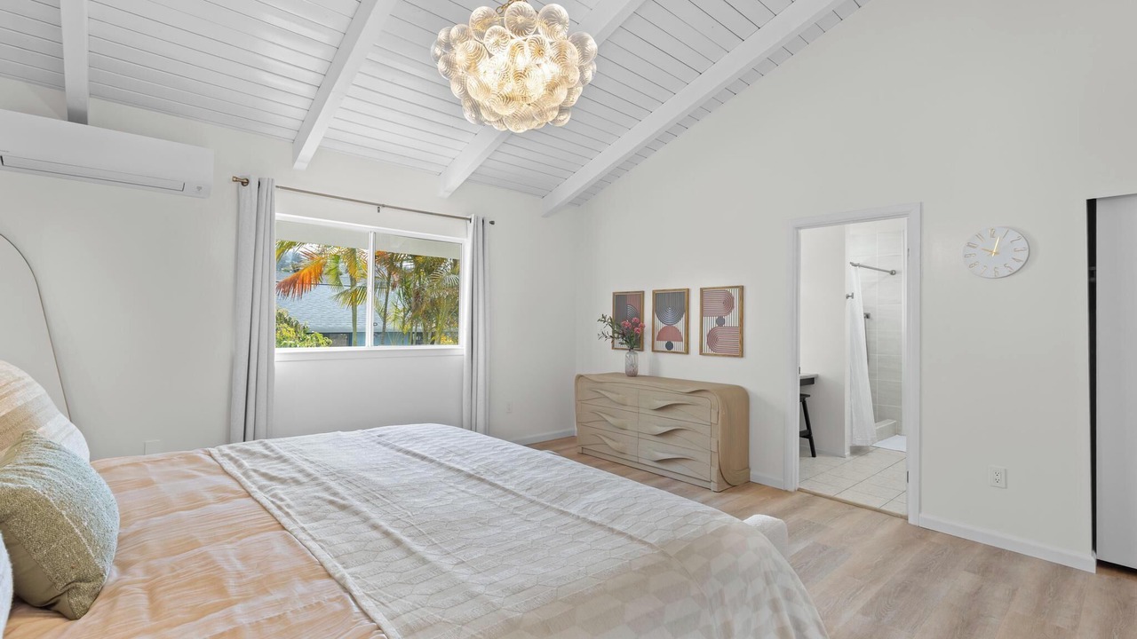 Photo of Bedroom in Kona Palisades